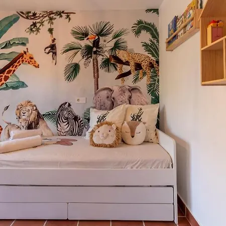 Rentitspain Casa Maapa Confort Y Lujo Con Hermoso Parque Motril