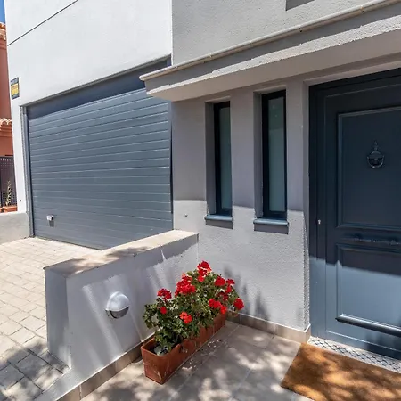 Rentitspain Casa Maapa Confort Y Lujo Con Hermoso Parque * Motril