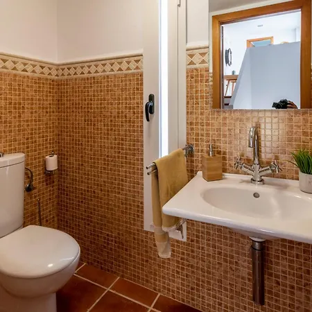 Rentitspain Casa Maapa Confort Y Lujo Con Hermoso Parque Motril