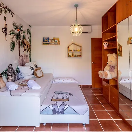 Rentitspain Casa Maapa Confort Y Lujo Con Hermoso Parque * Motril